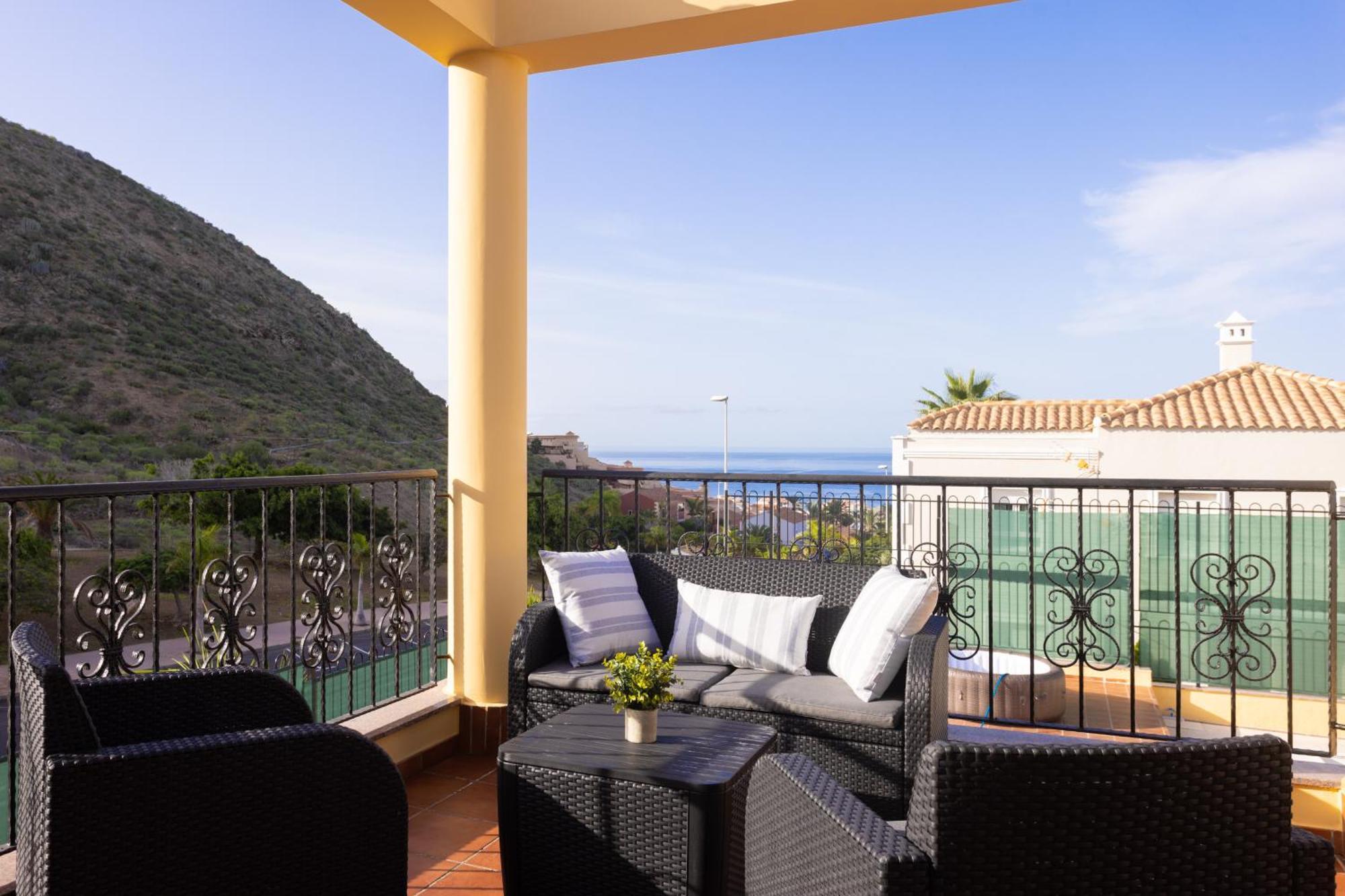 Classbnb - Exclusive Villa With Private Pool 1 Kilometer From Los Cristianos Beach ภายนอก รูปภาพ